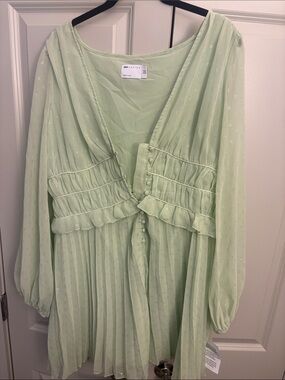 NWT ASOS Light Mint Green Sheer Pleated Long-Sleeve